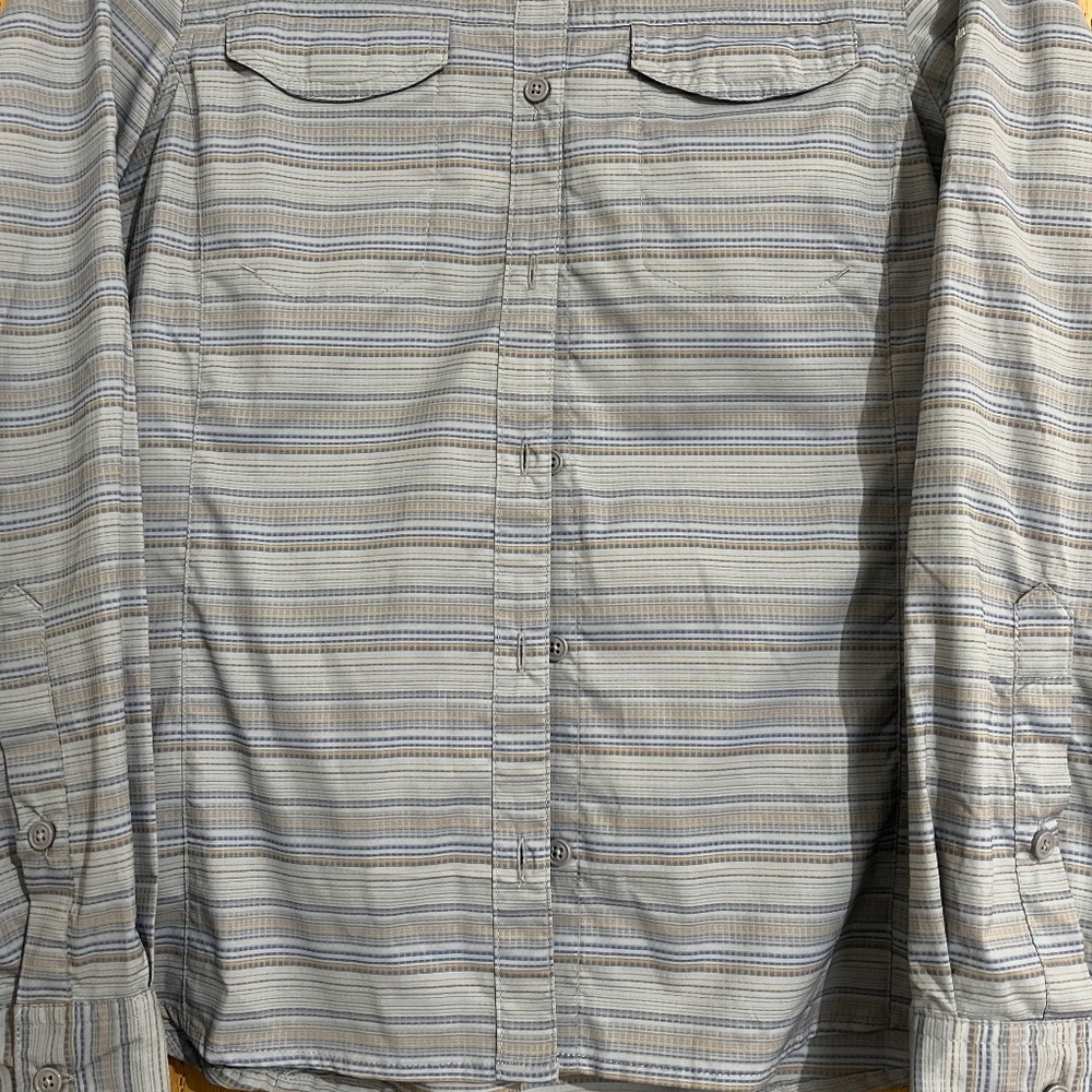 Columbia Women’s Multi Omni-Shade Sportswear Outdoor Lightweight Shirt Sz-M - Picture 3 of 6
